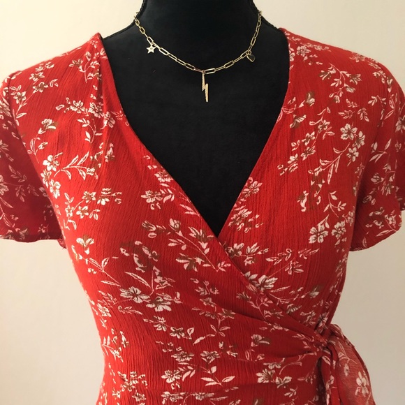 Red floral trendy summer dress - Picture 5 of 9